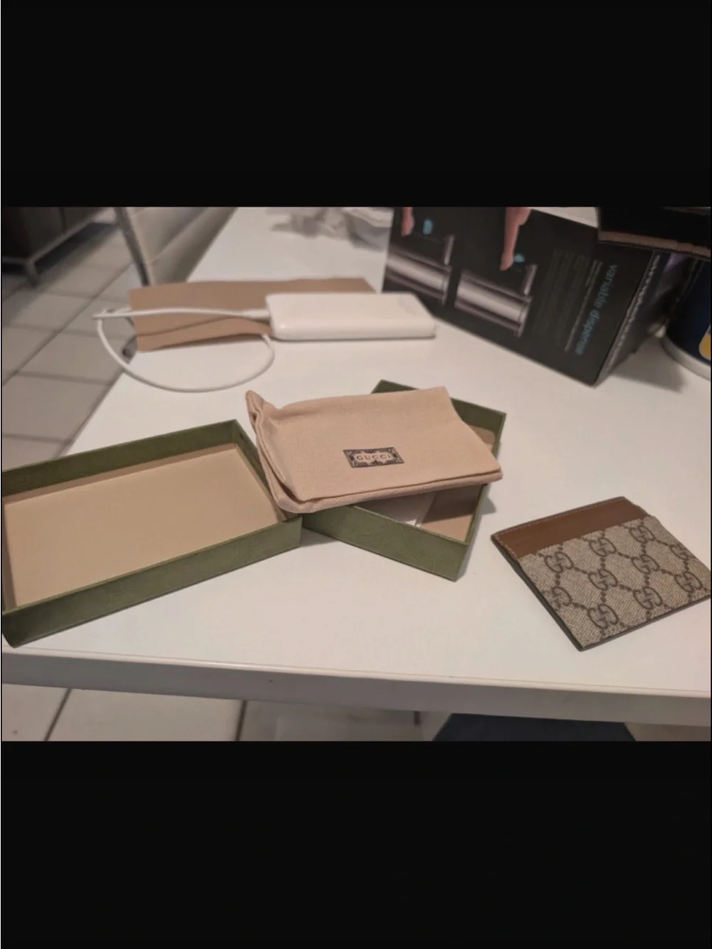 Gucci Beige and Brown GG Supreme Card Holder